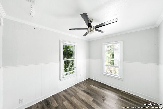 Image 14 of 33 For 930 Grayson St E