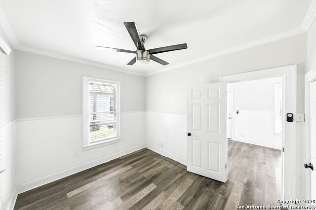 Image 6 of 33 For 930 Grayson St E