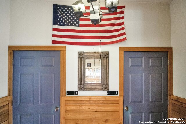 Listing photo id 19 for 3710 Waterwood Pass Dr