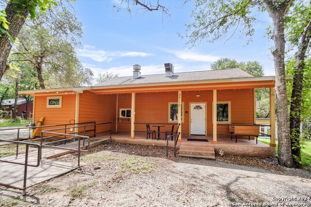 Listing photo id 21 for 3710 Waterwood Pass Dr