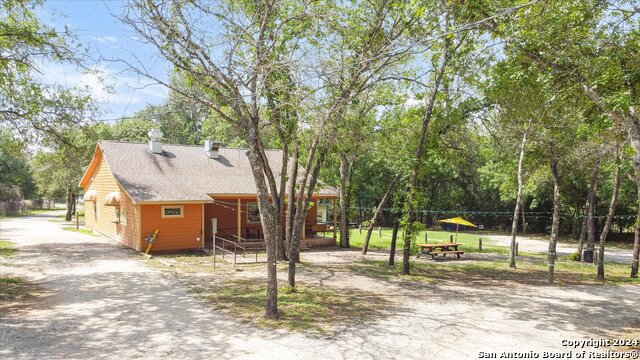 Listing photo id 24 for 3710 Waterwood Pass Dr