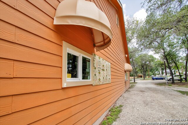 Listing photo id 26 for 3710 Waterwood Pass Dr