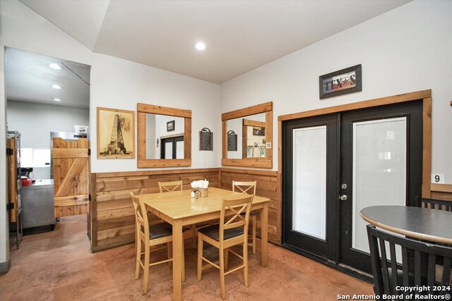 Listing photo id 5 for 3710 Waterwood Pass Dr