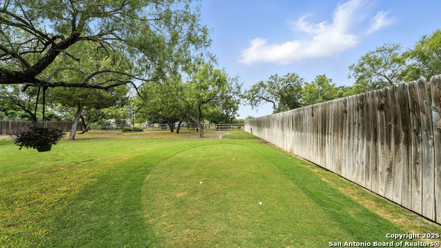 Image 41 of 49 For 240 River Park