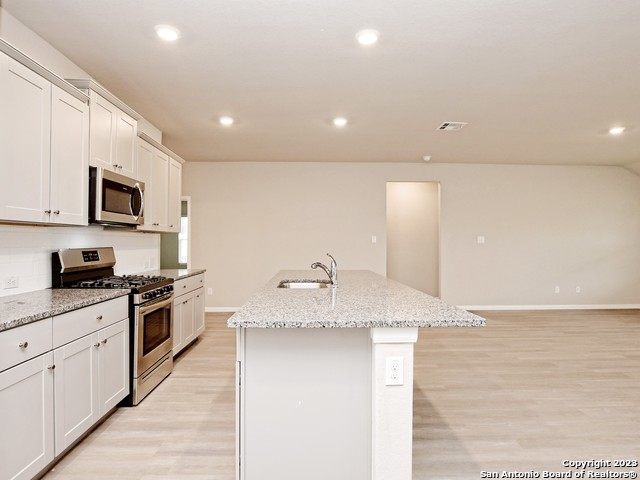 Image 10 of 60 For 5496 Jasmine