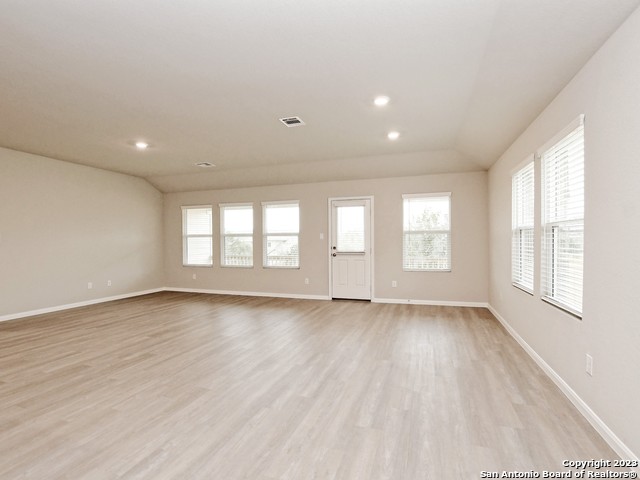 Image 5 of 60 For 5496 Jasmine