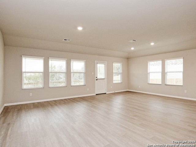 Image 6 of 60 For 5496 Jasmine