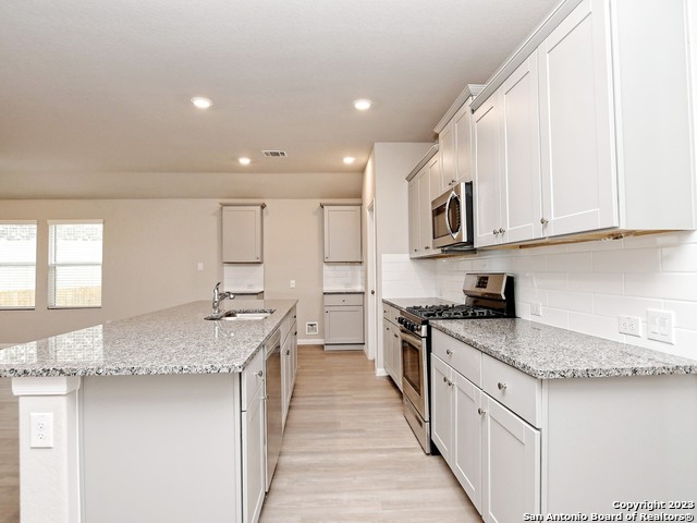 Image 7 of 60 For 5496 Jasmine