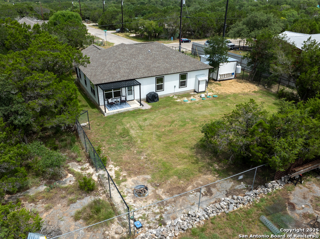 Image 24 of 27 For 1056 Greenbriar