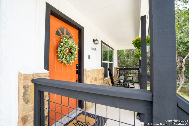 Image 3 of 27 For 1056 Greenbriar