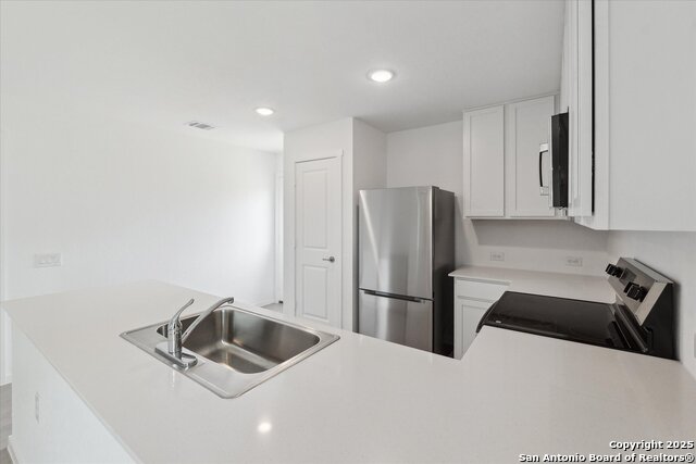 Listing photo id 8 for 13466 Furyk Dr