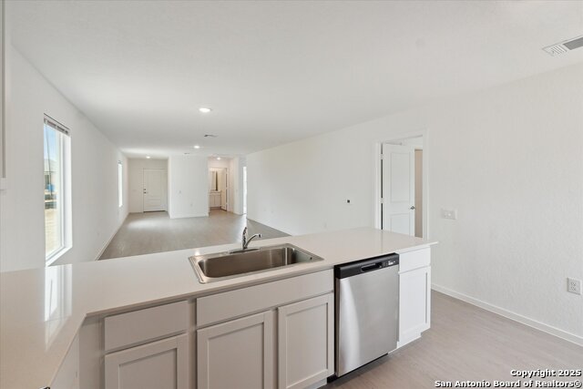 Listing photo id 11 for 13466 Furyk Dr