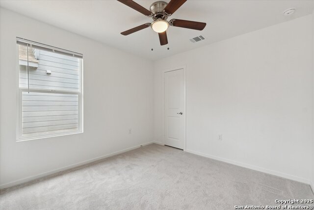 Listing photo id 16 for 13466 Furyk Dr