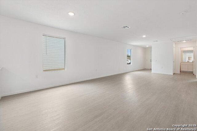 Listing photo id 20 for 13466 Furyk Dr