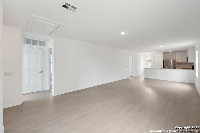 Listing photo id 5 for 13466 Furyk Dr