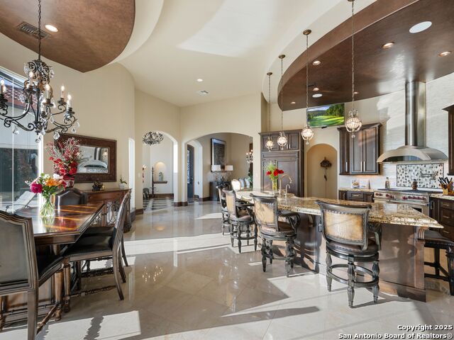 Listing photo id 16 for 131 Champions Bend