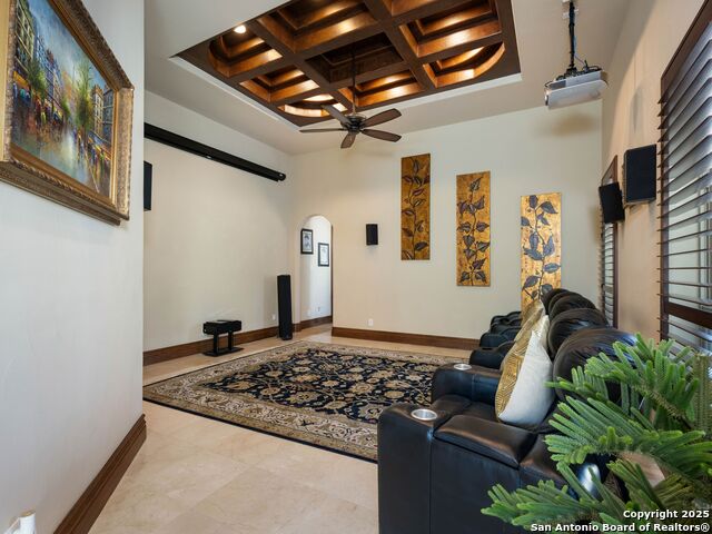 Listing photo id 28 for 131 Champions Bend