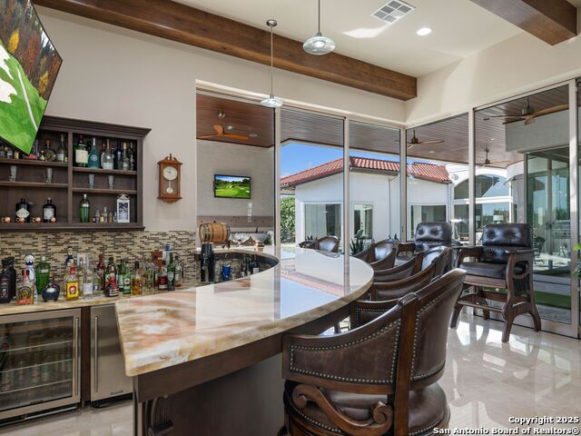 Listing photo id 45 for 131 Champions Bend