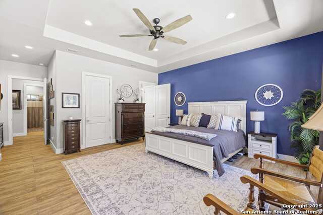 Image 18 of 60 For 522 San Juan S