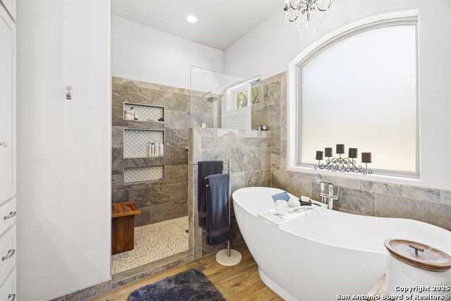 Image 23 of 60 For 522 San Juan S