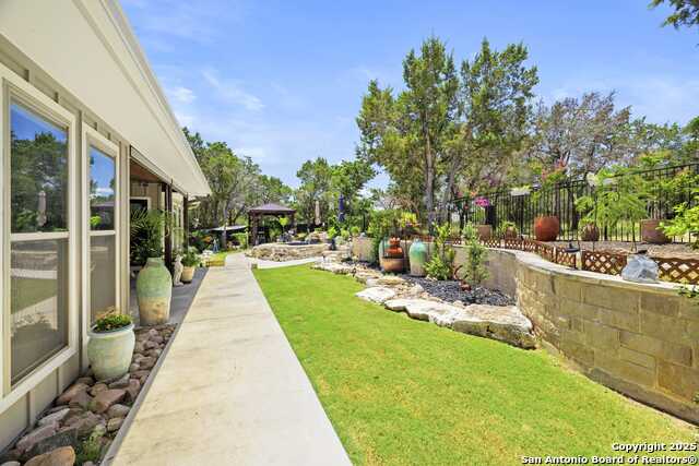 Image 32 of 60 For 522 San Juan S