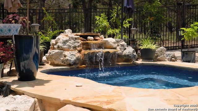 Image 35 of 60 For 522 San Juan S