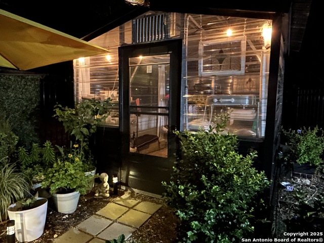 Image 53 of 60 For 522 San Juan S