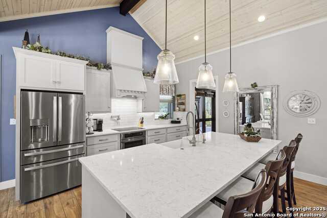 Image 9 of 60 For 522 San Juan S