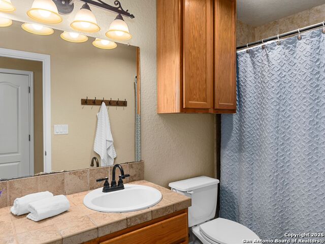 Image 22 of 29 For 103 Surrey Dr