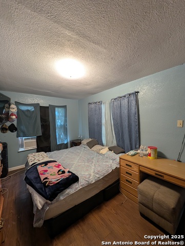 Image 10 of 17 For 446 Royston Ave