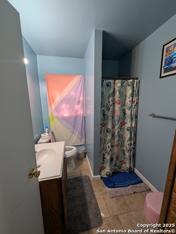 Image 14 of 17 For 446 Royston Ave