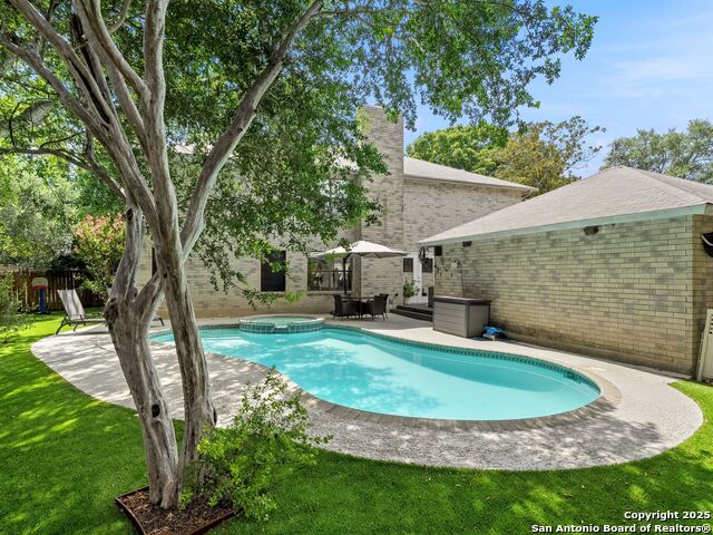 Image 3 of 50 For 16430 Bulverde Pt