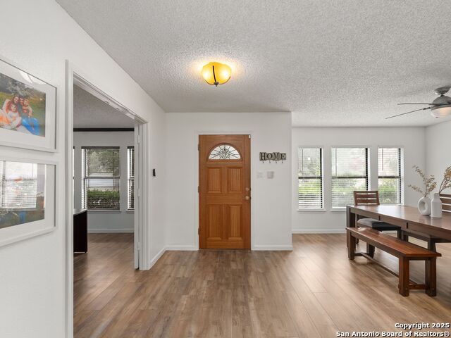 Image 8 of 50 For 16430 Bulverde Pt