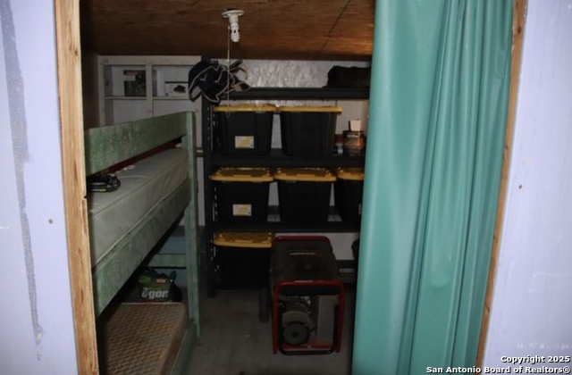 Listing photo id 22 for 0000 Rocksprings