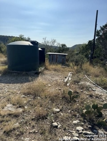 Listing photo id 34 for 0000 Rocksprings