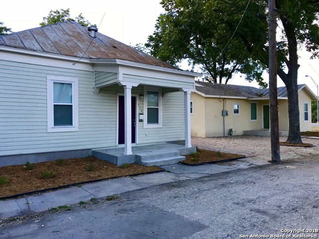Image 3 of 18 For 114 Oleander St