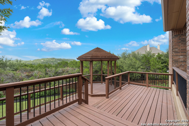 Listing photo id 28 for 7811 Winecup