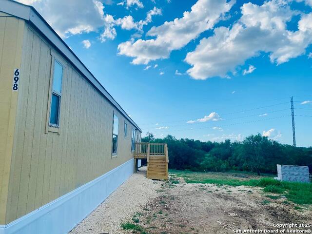 Details for 698 Forest Creek, Devine, TX 78016