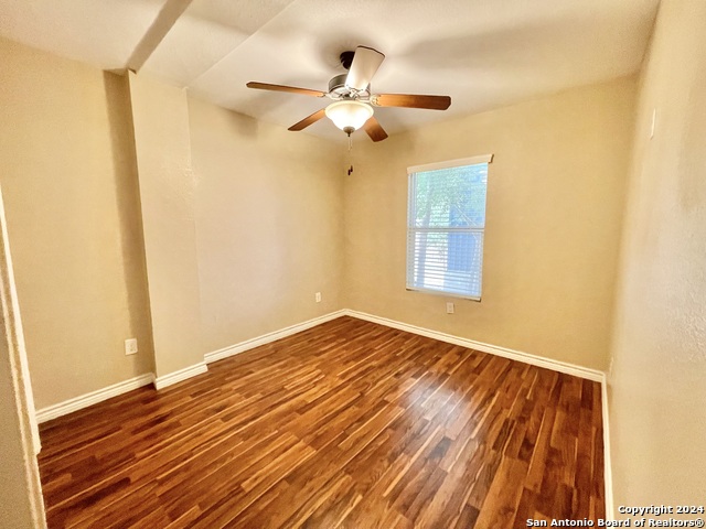 Image 9 of 12 For 1033 Rivas St  201