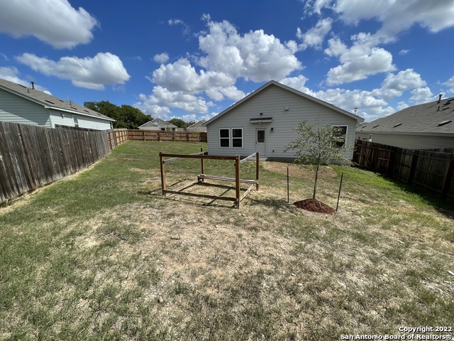 Image 21 of 22 For 10234 Robbins Creek