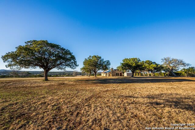 Image 11 of 25 For 116 Majestic Oaks Drive