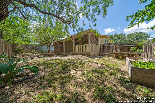 Listing photo id 10 for 3914 Cinco Rios