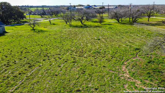 Image 12 of 19 For 21916 Savannah Heights