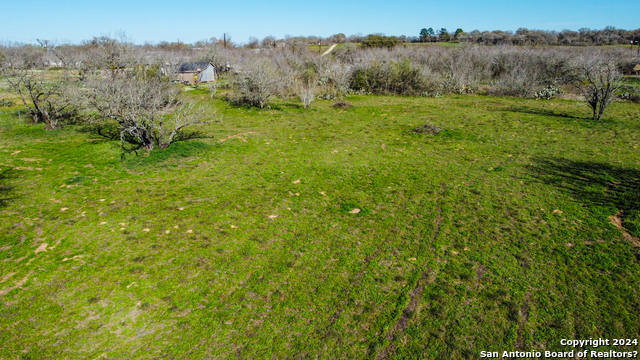 Image 13 of 19 For 21916 Savannah Heights