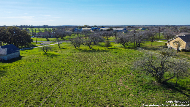 Image 5 of 19 For 21916 Savannah Heights
