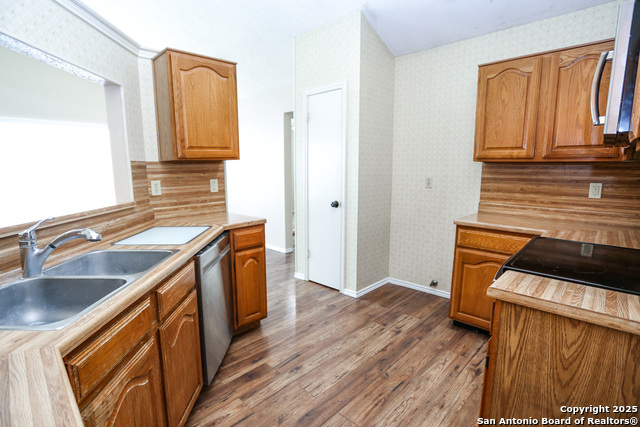 Image 10 of 22 For 9515 Woodland Hills