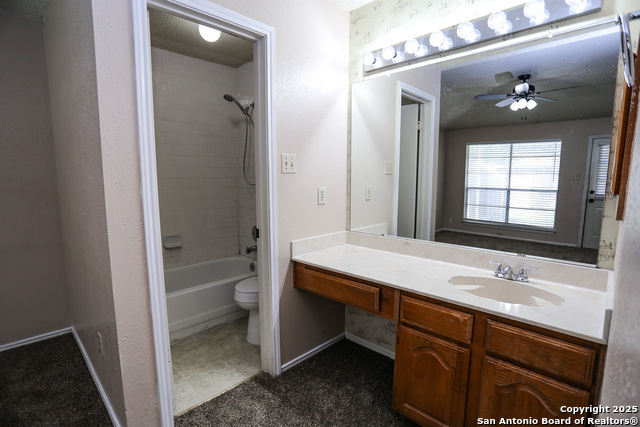 Image 14 of 22 For 9515 Woodland Hills