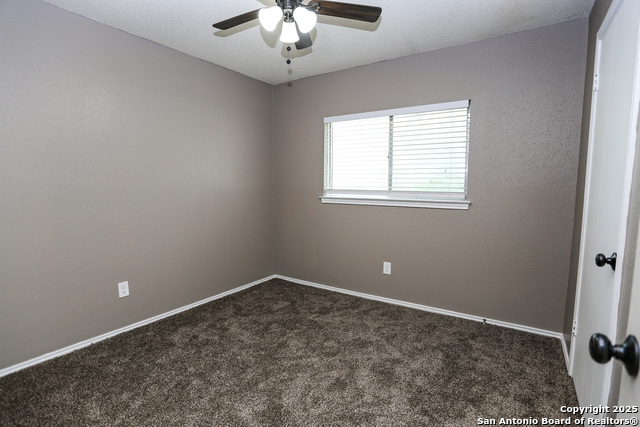 Image 17 of 22 For 9515 Woodland Hills