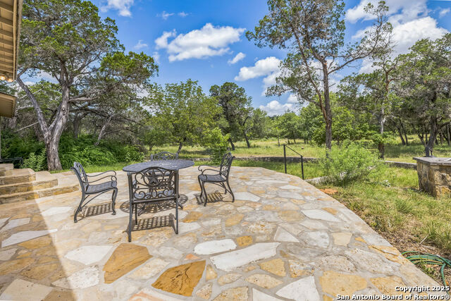 Image 15 of 26 For 959 Highland Dr