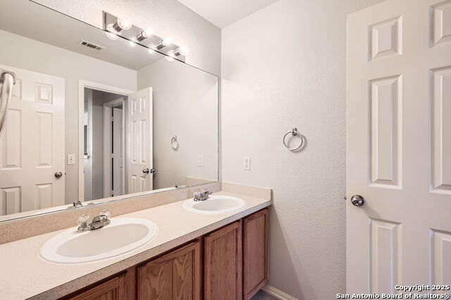 Image 22 of 28 For 9426 Hanover